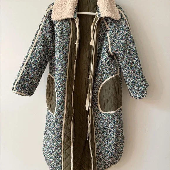 THE GREAT. Olive Quilted Teddy Jacket with Cream Details - Picture 3 of 6